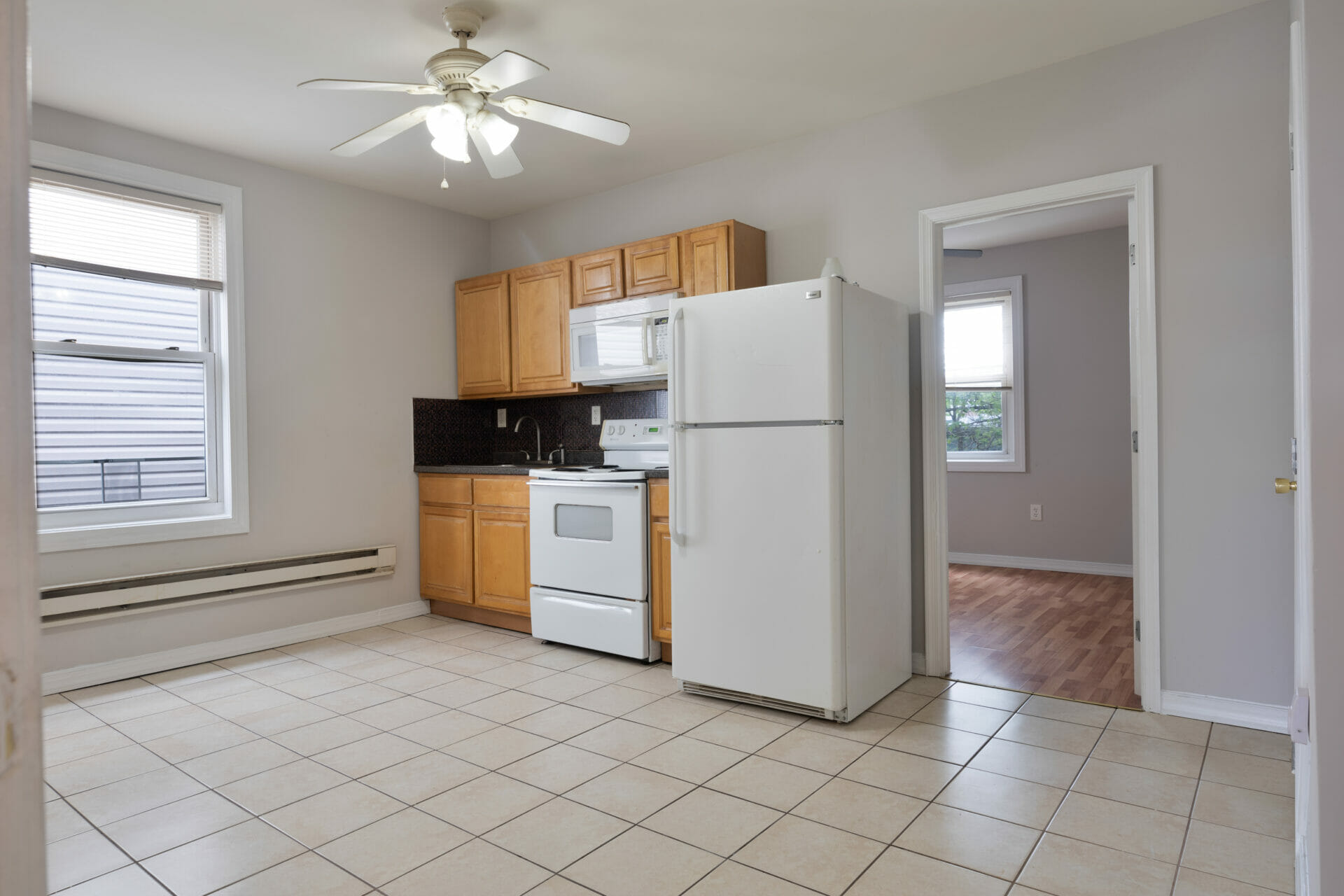 524 N Preston st -2F (1 of 8)
