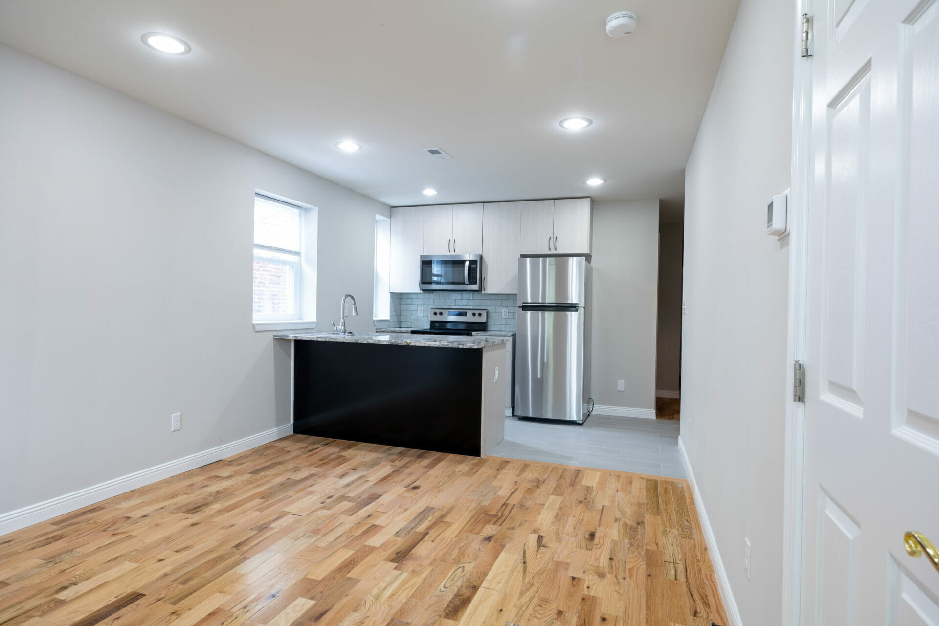 5544 N lawrence st - 2F (3 of 13)